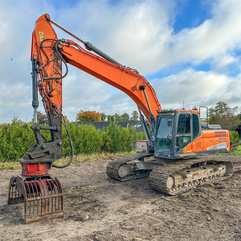 Doosan DX255 LC - (2016) - 26T - 9 500 h