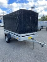 Variant 260 Edition – 750 kg – mit hoher schwarzer Plane